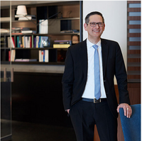 Portrait Ralf Muenchhalfen_Direktor Dorint Parkhotel Meißen 